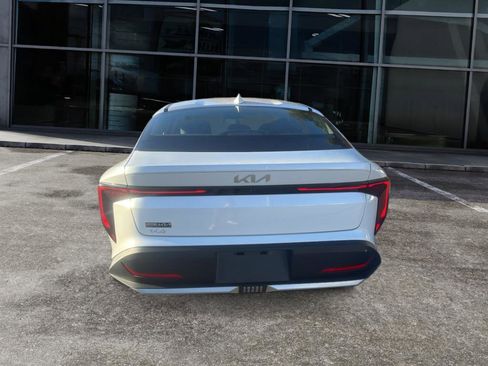 New 2025 Kia K4 image 6