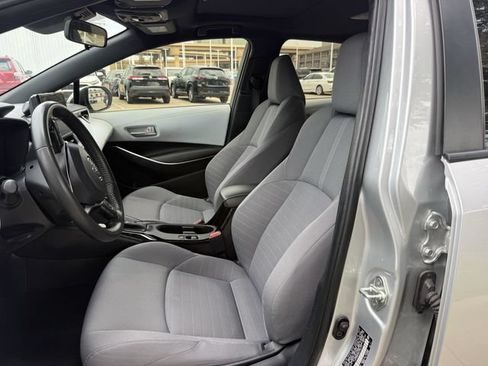 Used 2024 Toyota Corolla SE w/ SE Premium Package FWD image 26