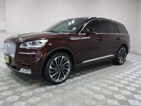 Used 2022 Lincoln Aviator Reserve w/ Equipment Group 201A AWD/4WD image 8