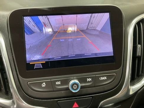 Used 2019 Chevrolet Equinox LT image 15