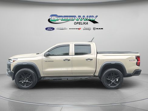 Used 2023 Chevrolet Colorado Trail Boss w/ Advanced Trailering Package AWD/4WD image 6