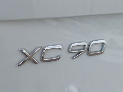 New 2026 Volvo XC90 B6 Plus image 5