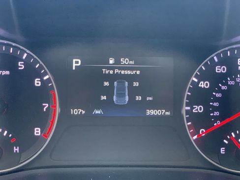 Used 2023 Kia Forte LXS w/ LXS Technology Package FWD image 9