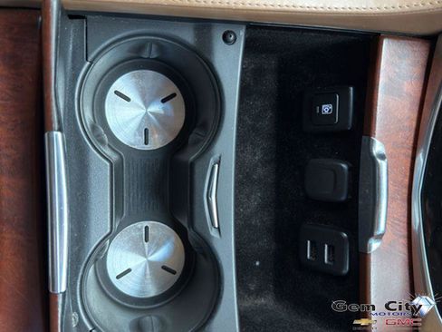 Used 2016 Cadillac Escalade ESV Platinum image 26