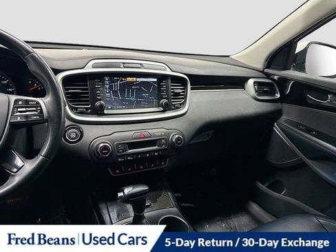 Used 2019 Kia Sorento SX w/ SX Touring Package image 26