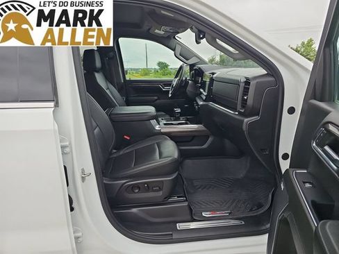 Used 2024 Chevrolet Silverado 1500 LTZ AWD/4WD image 28