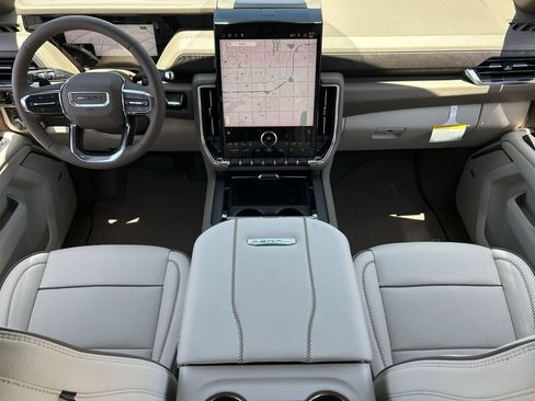 New 2026 GMC Yukon Denali AWD/4WD image 20