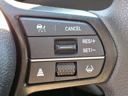 Certified 2025 Honda Accord LX image 21