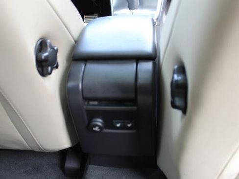 Used 2012 Volvo XC60 T6 R-Design image 31