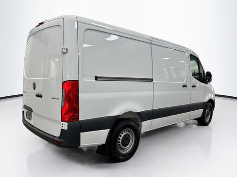 Used 2025 Mercedes-Benz Sprinter 2500 image 8