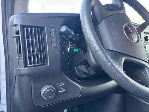 Used 2024 GMC Savana 2500 w/ Driver Convenience Package image 12