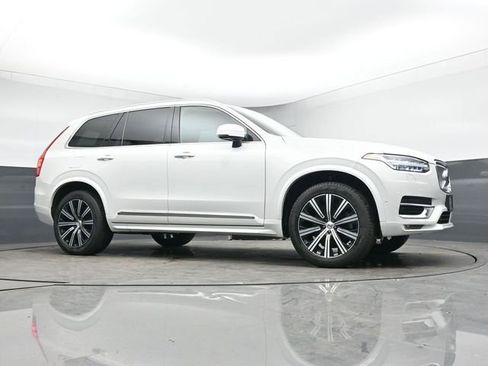 Used 2023 Volvo XC90 B6 Plus w/ Protection Package image 9