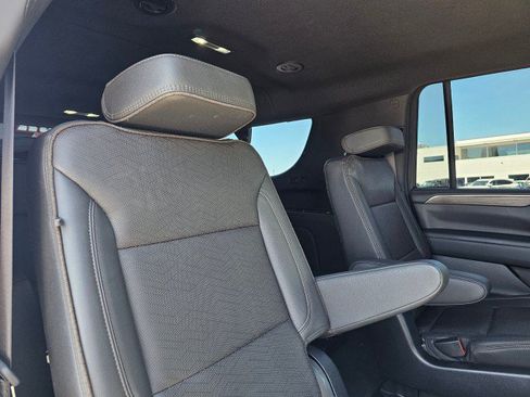 Used 2022 Chevrolet Suburban High Country w/ Max Trailering Package AWD/4WD image 14