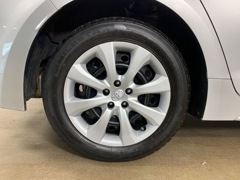 Used 2023 Toyota Corolla LE image 36