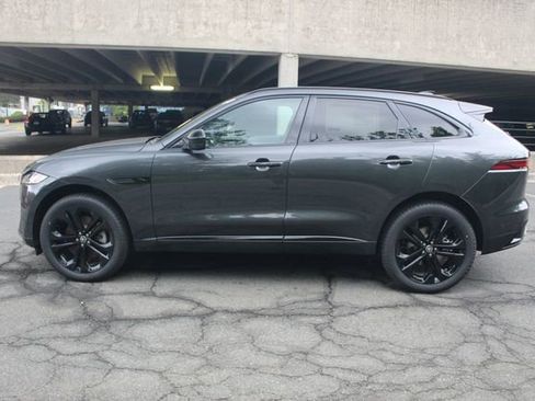 New 2026 Jaguar F-PACE R-Dynamic S image 6