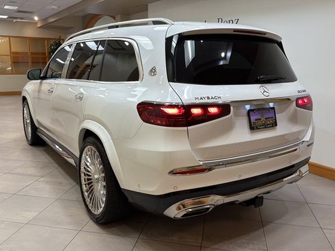 Certified 2026 Mercedes-Benz Maybach GLS 600 4MATIC image 4