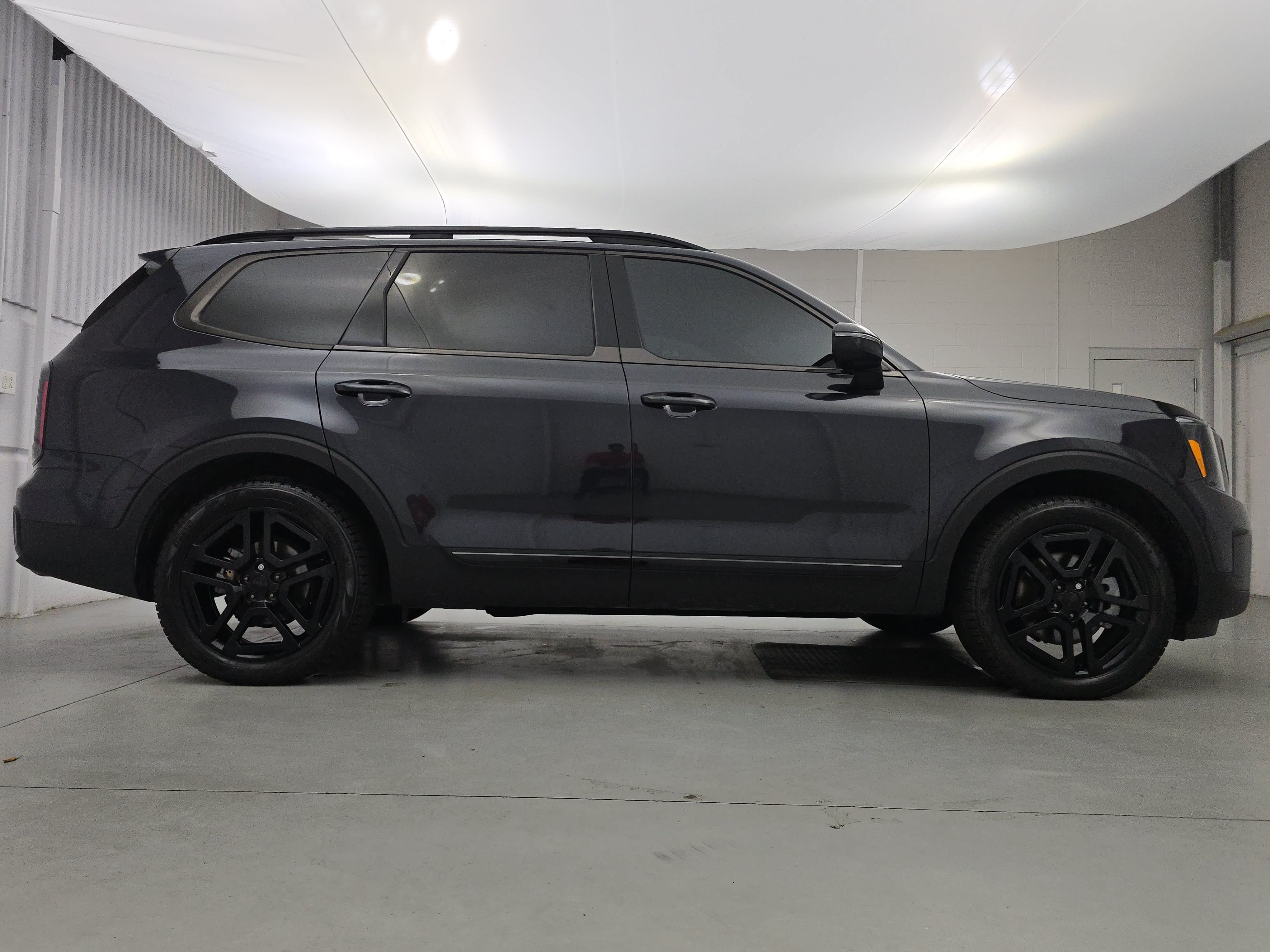 Used 2025 Kia Telluride EX X-Line AWD/4WD image 8