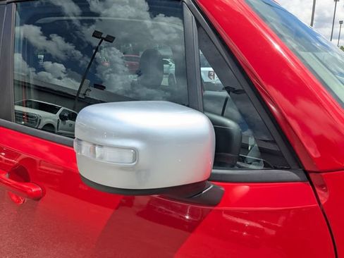 Used 2015 Jeep Renegade Limited FWD image 12