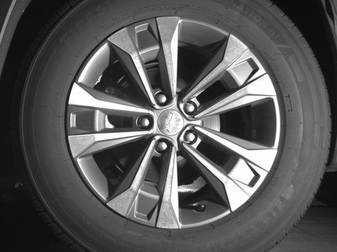 Used 2025 Chevrolet Equinox LT image 14