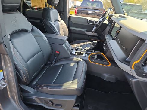 Certified 2022 Ford Bronco Badlands image 35