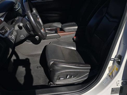 Used 2019 Cadillac XTS Luxury image 17