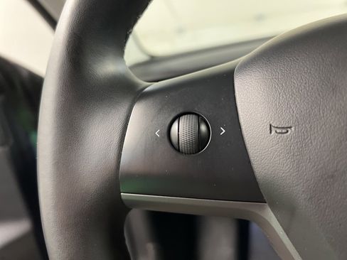 Used 2018 Tesla Model 3 Long Range image 16