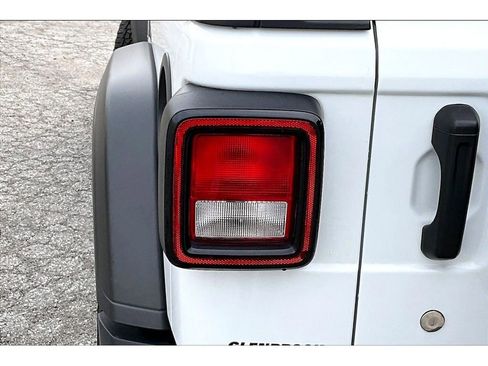 Used 2019 Jeep Wrangler Unlimited Sport AWD/4WD image 35