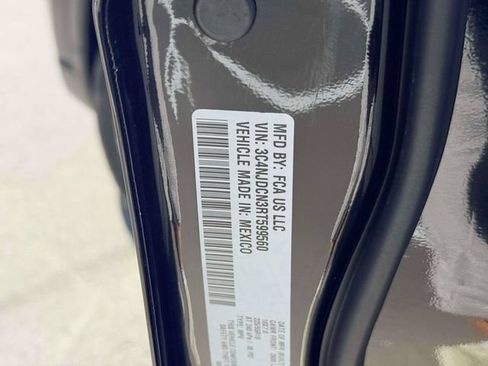 Used 2024 Jeep Compass Limited AWD/4WD image 19