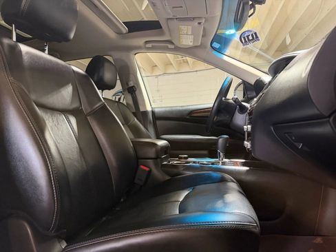 Used 2014 Nissan Pathfinder SL w/ SL Premium Package AWD/4WD image 10