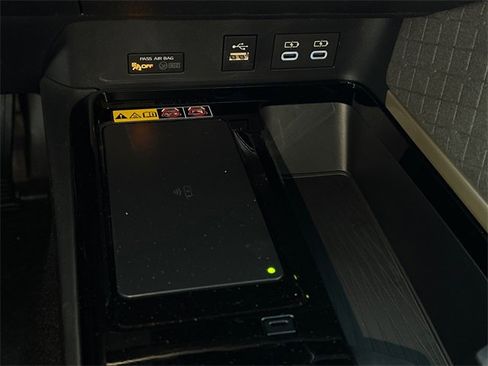 New 2026 Toyota Camry XLE image 29