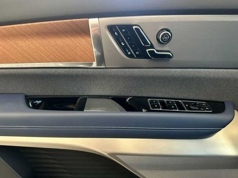 New 2026 Cadillac Vistiq Premium Luxury w/ LPO, Floor Liner Package image 11