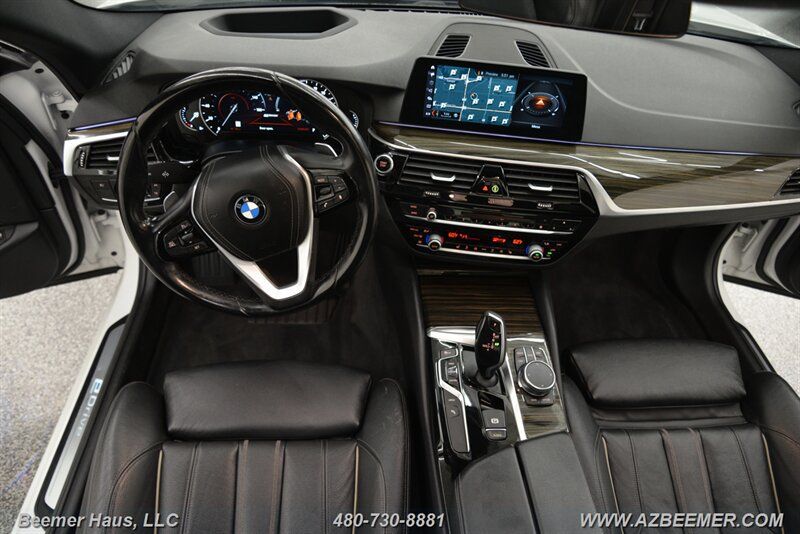 Used 2018 BMW 530e RWD image 22