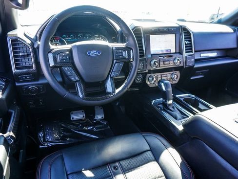 Used 2019 Ford F150 Lariat w/ Equipment Group 502A Luxury AWD/4WD image 15