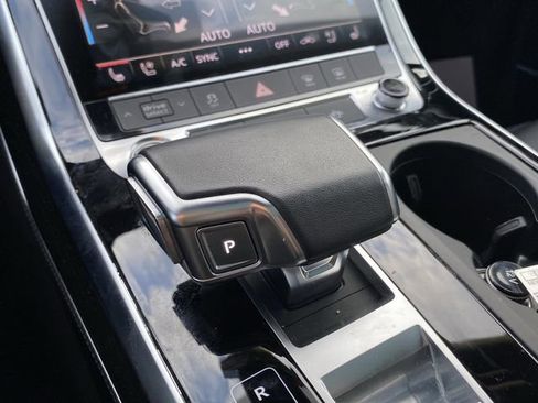 Used 2023 Audi Q7 2.0T Premium Plus w/ Premium Plus Package image 23