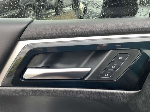 Used 2022 Mitsubishi Outlander SEL image 16