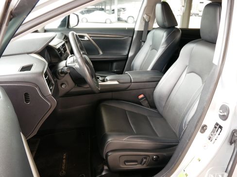 Used 2019 Lexus RX 350 FWD image 2