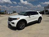 Used 2021 Ford Explorer XLT w/ Equipment Group 202A image 3