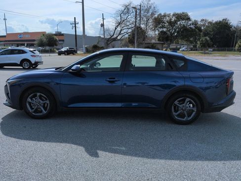 Used 2025 Kia K4 LXS image 7