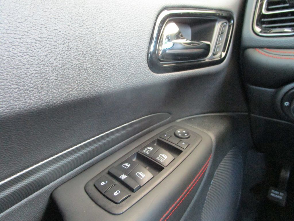 Used 2025 Dodge Durango R/T AWD/4WD image 38