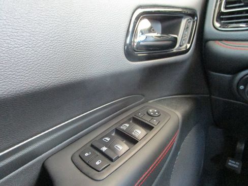 Used 2025 Dodge Durango R/T AWD/4WD image 38