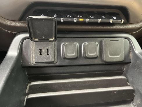 Used 2019 GMC Sierra 2500 Denali w/ Duramax Plus Package image 24