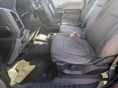 Used 2016 Ford F150 XLT w/ XTR Package image 18