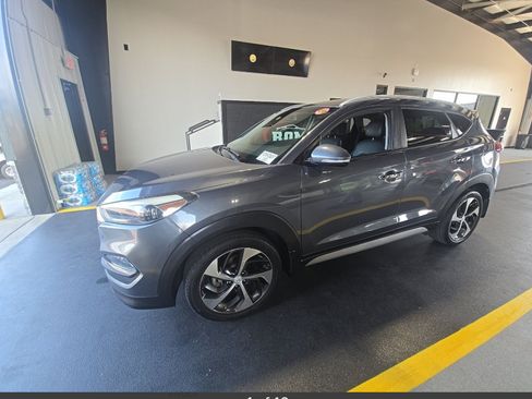 Used 2018 Hyundai Tucson Limited w/ Cargo Package FWD image 1