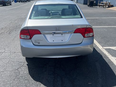 Used 2010 Honda Civic LX image 5