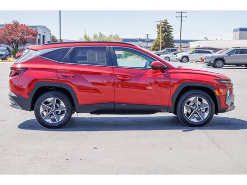 Used 2025 Hyundai Tucson SEL AWD/4WD image 2