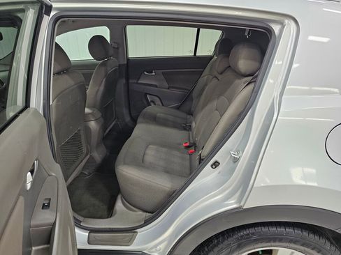 Used 2013 Kia Sportage LX w/ Convenience Pkg image 3