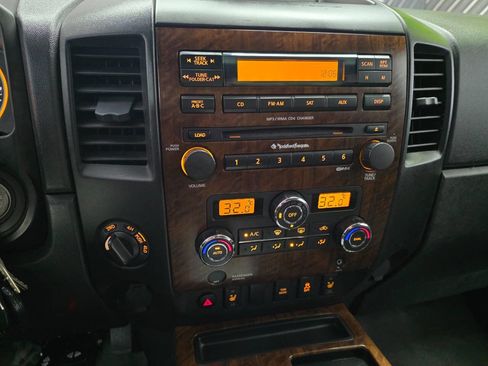 Used 2012 Nissan Titan SV image 21