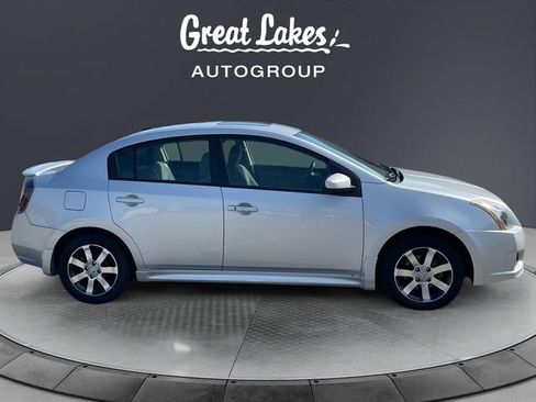 Used 2012 Nissan Sentra 2.0 SR w/ Special Edition Pkg FWD image 6