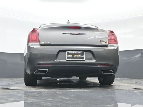 Used 2020 Chrysler 300 S w/ Red S Appearance Package image 38