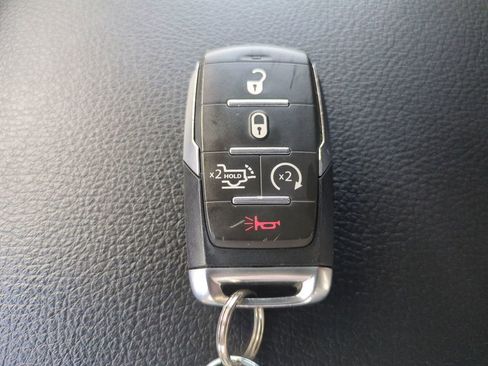 Used 2025 RAM 1500 Big Horn AWD/4WD image 38